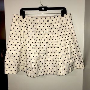 Women’s pleated short Banana Republic skirt size14